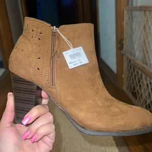 Vintage American eagle booties